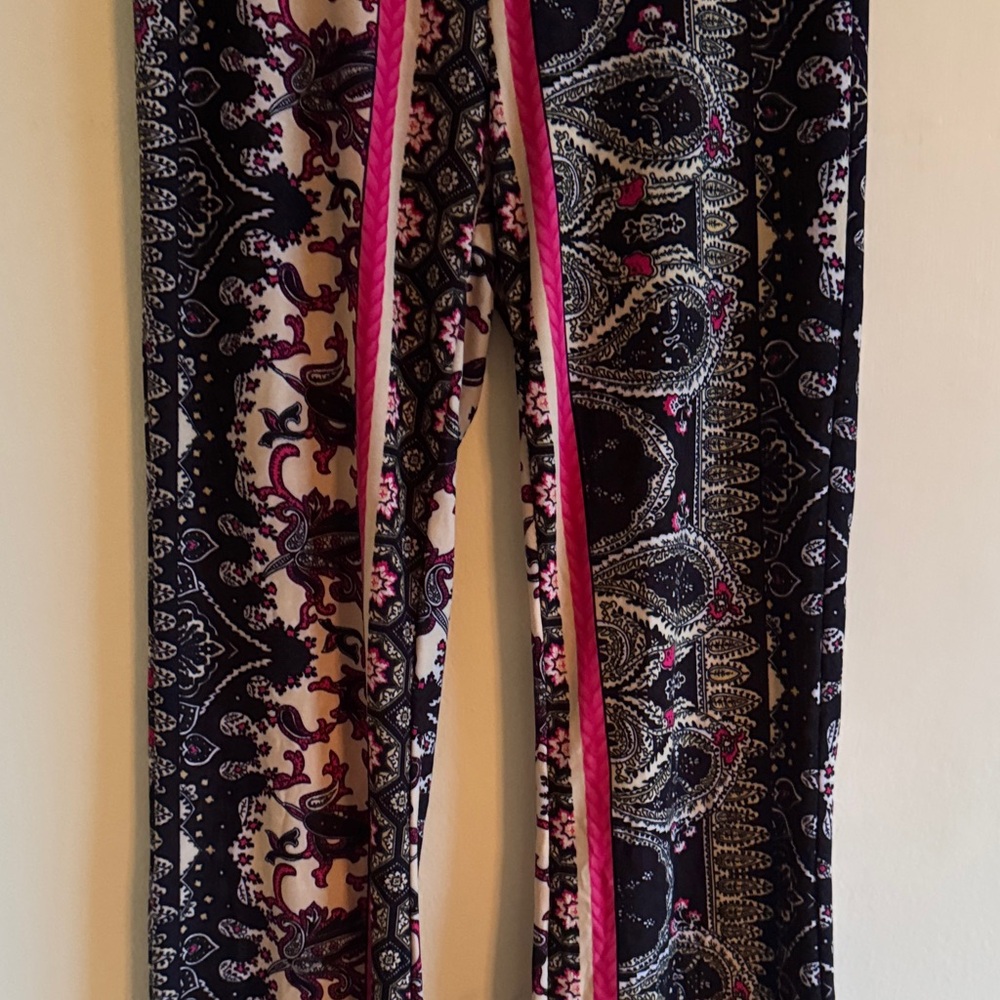 Shosho Black and Pink Patterned Flare Pants - Picture 5 of 9